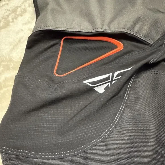 NWT Fly Racing Kinetic Kore Black Gray Performance Pants Size 42